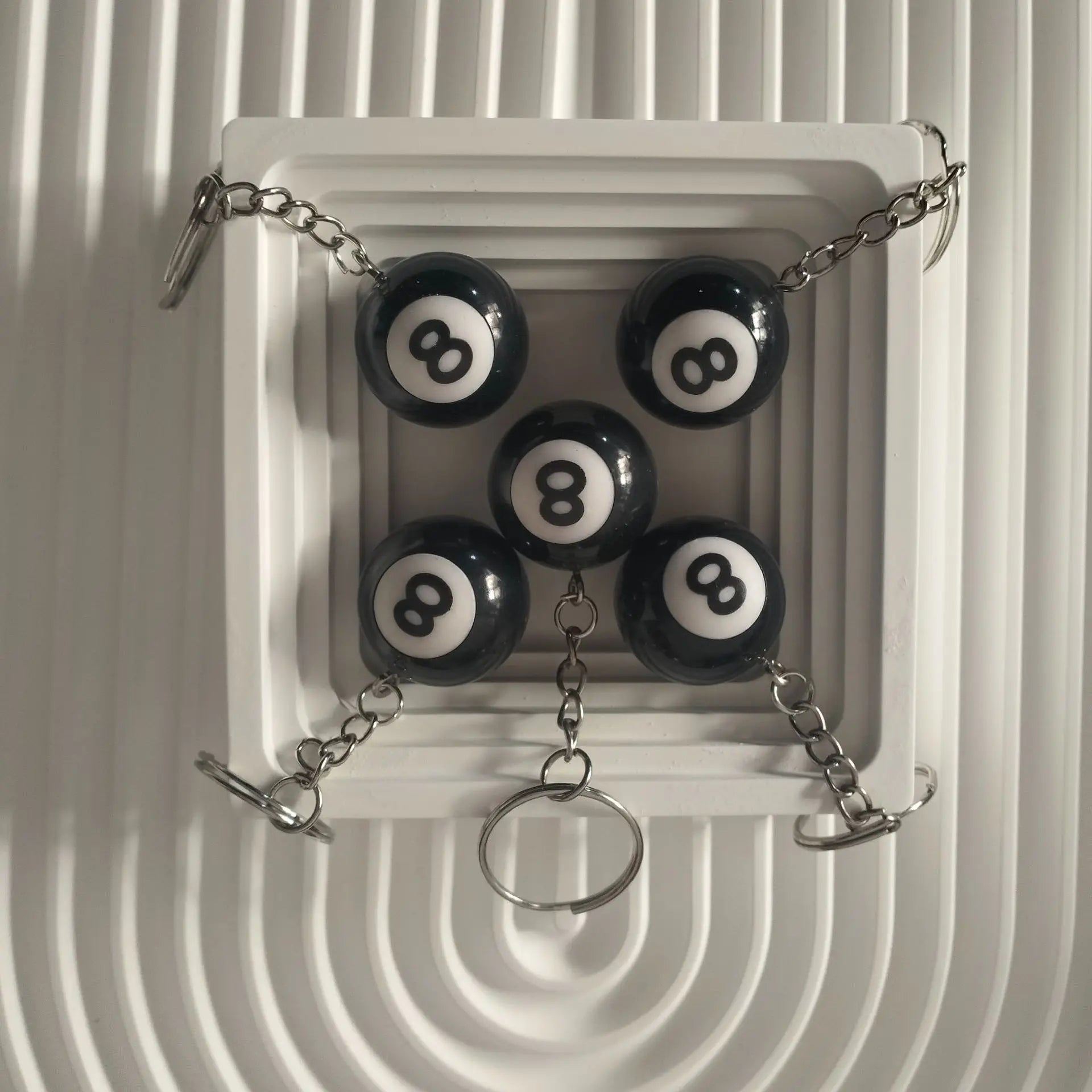 Black No 8 Billiard Keychain Mini Ball Pendant Key Ring Resin Keyring Bar Table Car Decoration Jewelry Game Souvenir Gifts