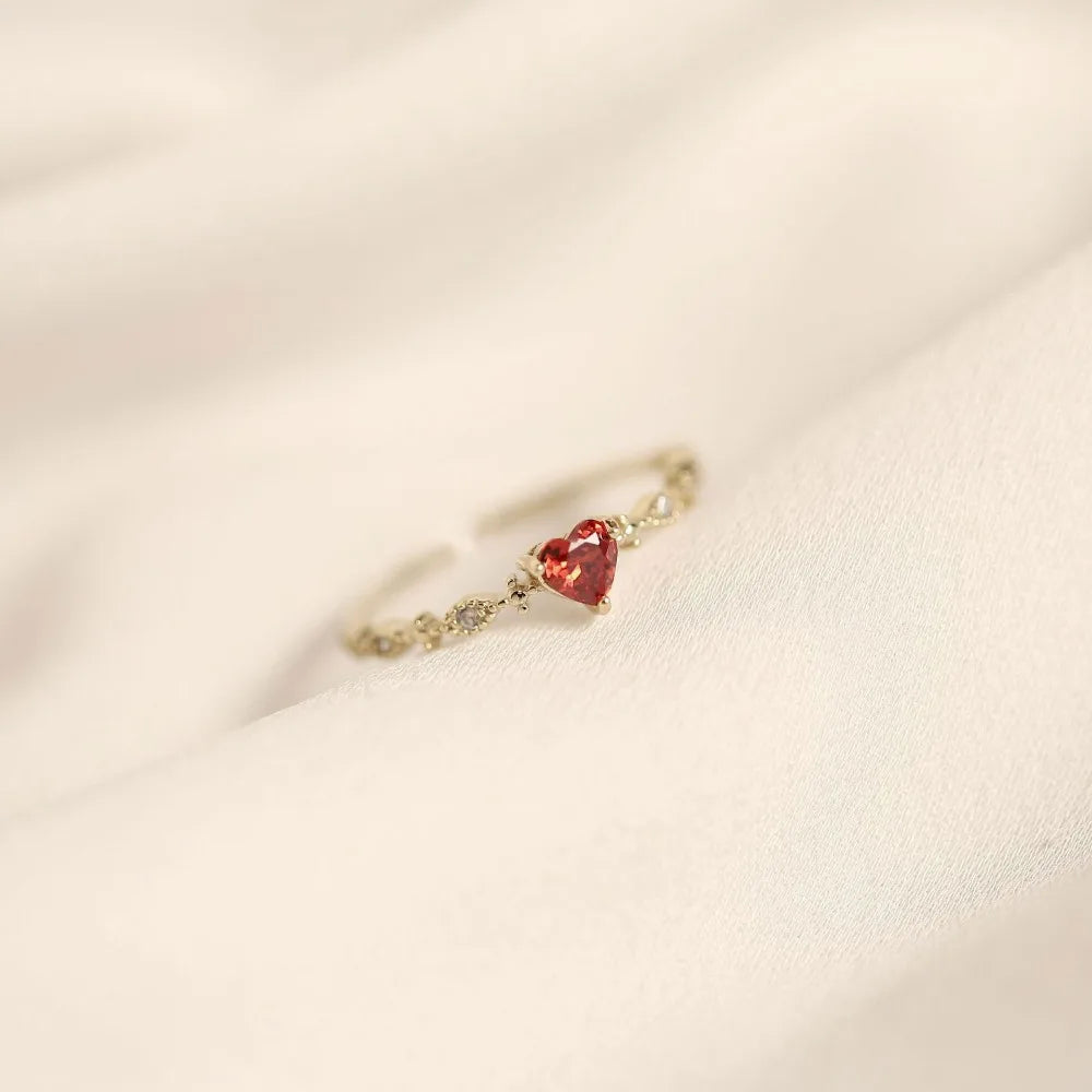 Luxury Red Heart Crystal Opening Rings for Women Temperament Stainless Steel Zircon Wedding Bride Finger Jewelry Accessory Gift