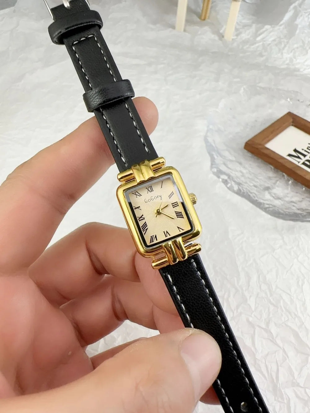 Fashion Ladies Watch Simple Vintage Roman Dial Quartz Watch Leather Strap Women Wristwatches Dropshipping Relojes Para Mujer