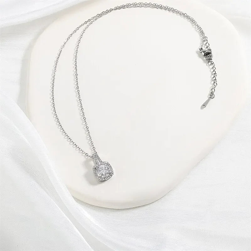 Stainless Steel Chain Classic Shiny Zircon Square Pendant Necklace for Women Lady Vintage Jewelry Accessories Gifts