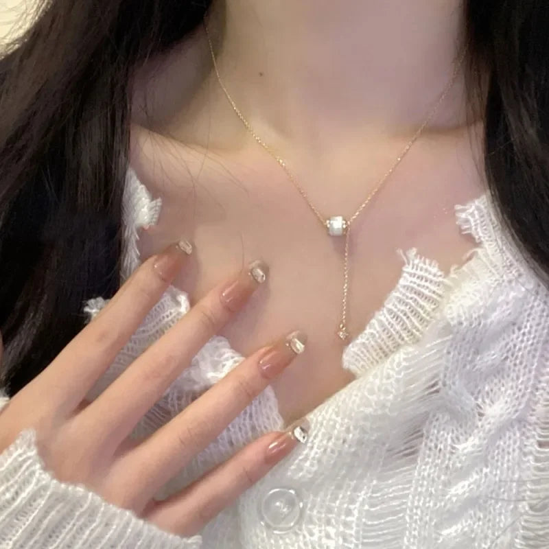 Round Bead Imitation Opal Short Chain Necklace Female Personality Simple Collarbone Chain Party Jewelry