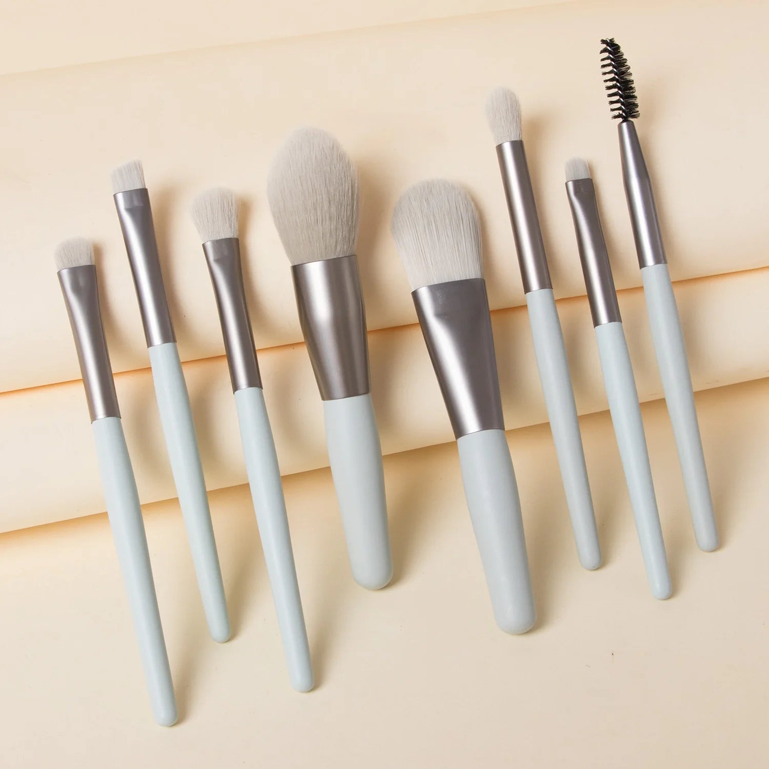 New 8Pcs Makeup Brush Set Makeup Concealer Brush Blush Loose Powder Brush Eye Shadow Highlighter Foundation Brush Beauty Tools