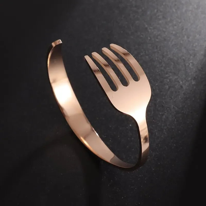 Simple Silver Color Twist Metal Cuff Bracelet Charm Men\\'s Fashion Casual Party Jewelry Biker Accessories Wholesale