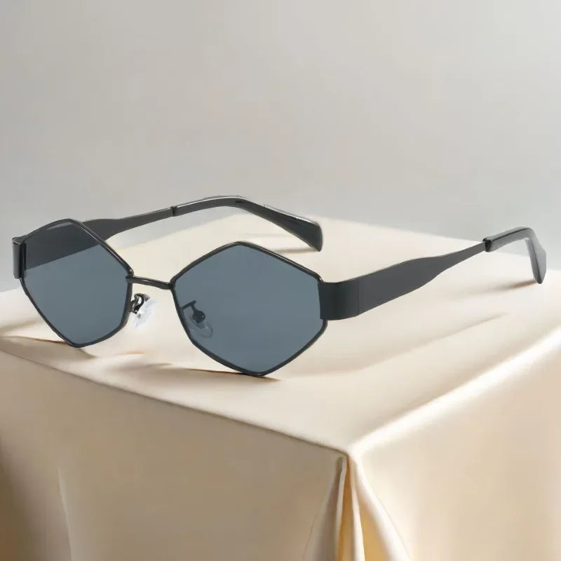 Fashion Hexagon Sunglasses Women 2025 Luxury Brand Design Unique Polygon Sun Glasses Men Vintage Small Frame Eyewear Shades