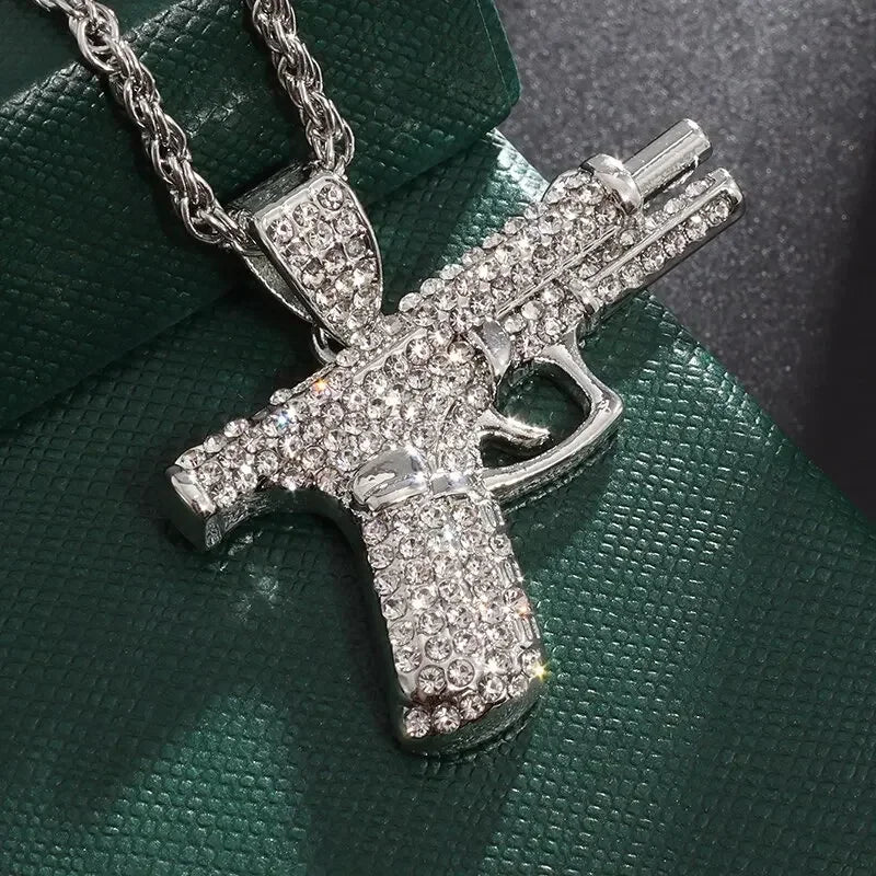 Hip-Hop Iced Out Spades Playing Card Necklace Men\'s Personalized Street Hip-Hop Rock Trend Jewelry Cool Luck Necklace