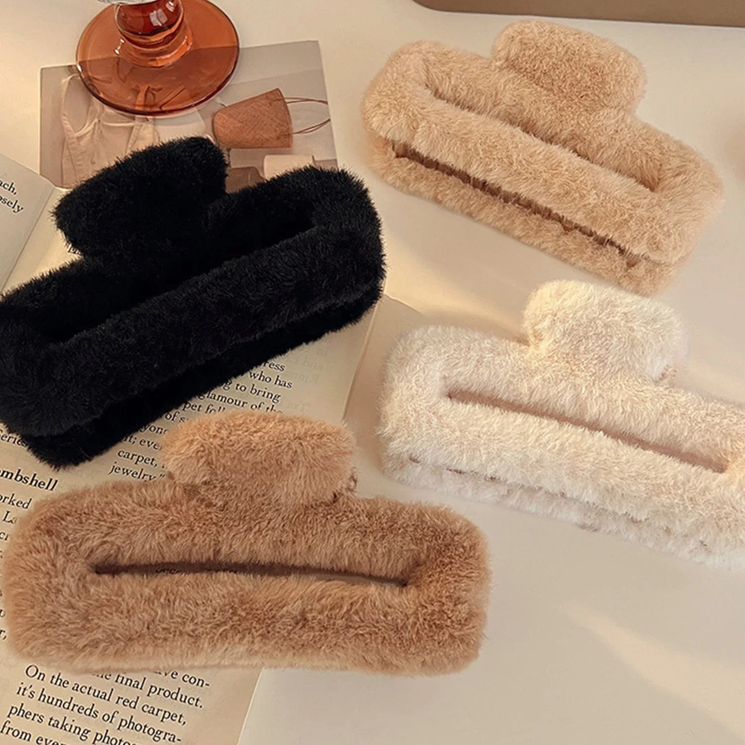 Winter Plush Square Hair Claw for Women Korean Elegant Acrylic Hairpins Faux Fur Hair Clip Pink Barrette Crab Hair Accessories