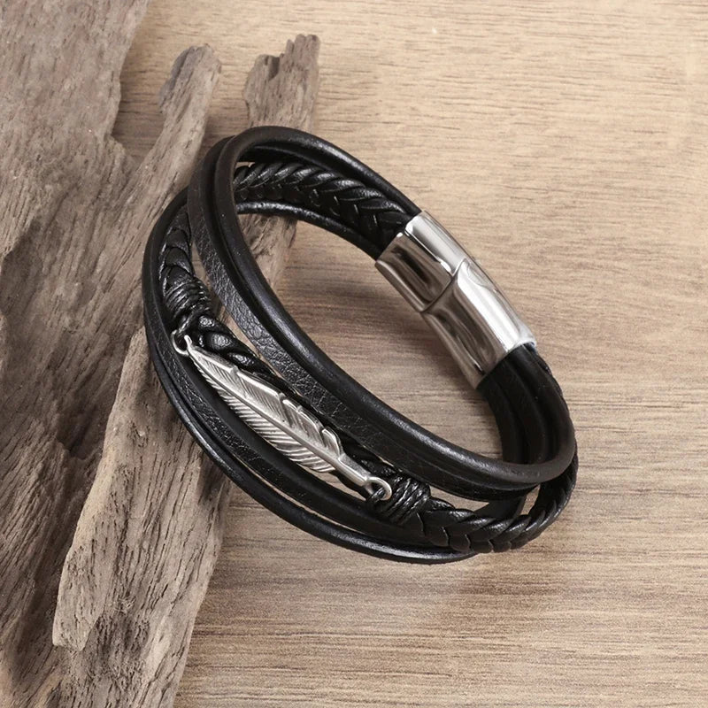 Vintage Hand Woven Eco-Friendly Leather Cross Bracelet with Magnetic Clasp Men\'s Fashion Pendant Religious Amulet Jewelry