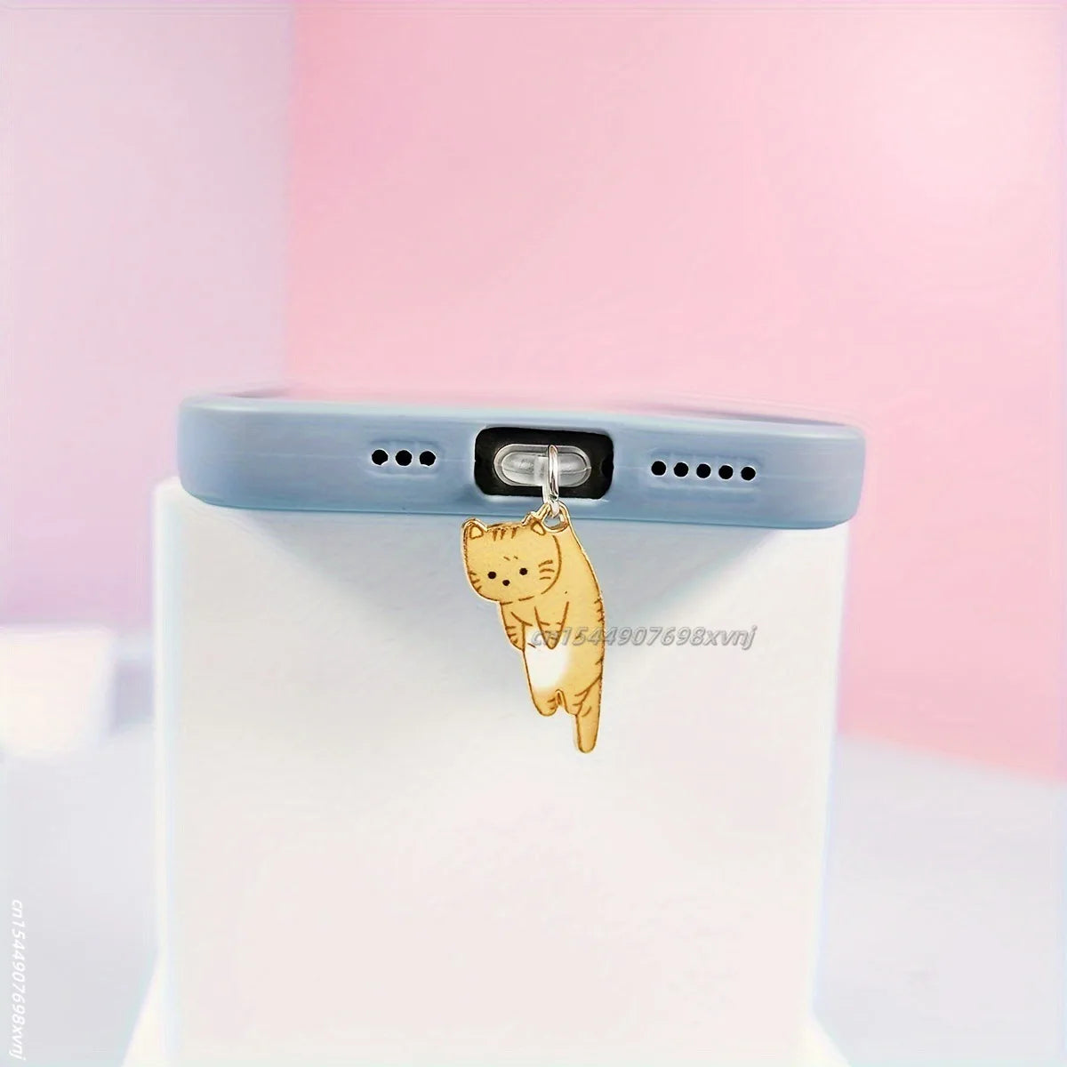 1pcs cat phone dust plug suitable for iPhone for Samsung Type-C interface dust plug phone suspension accessories cute cat