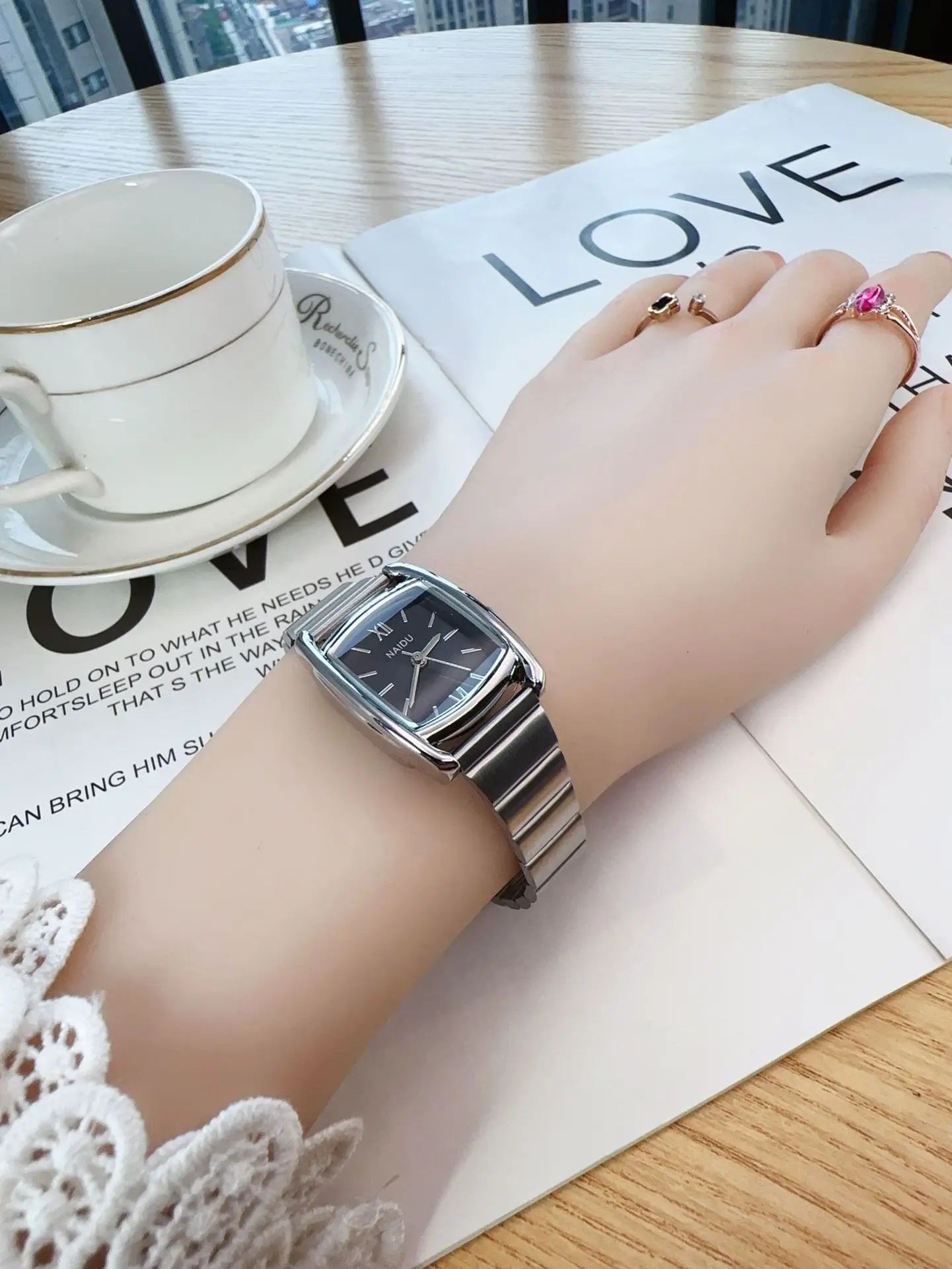 Barrel Shaped Watch Stainless Steel Strap Quartz Watch for Women Casual and Fashion Luxury Ladies Gift Wristwatch Dropshipping