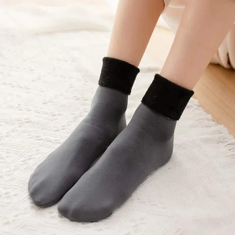 Female Winter Fleece Thick Warm Socks Soft Comfortable Solid Color Home Floor Thick Stocking Soft Boots Sleeping Socks