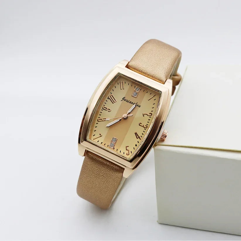 Vintage Charming Quartz Watch for Women Belt Wrist Watches Fashion Accessories Girl Party Gifts Reloj