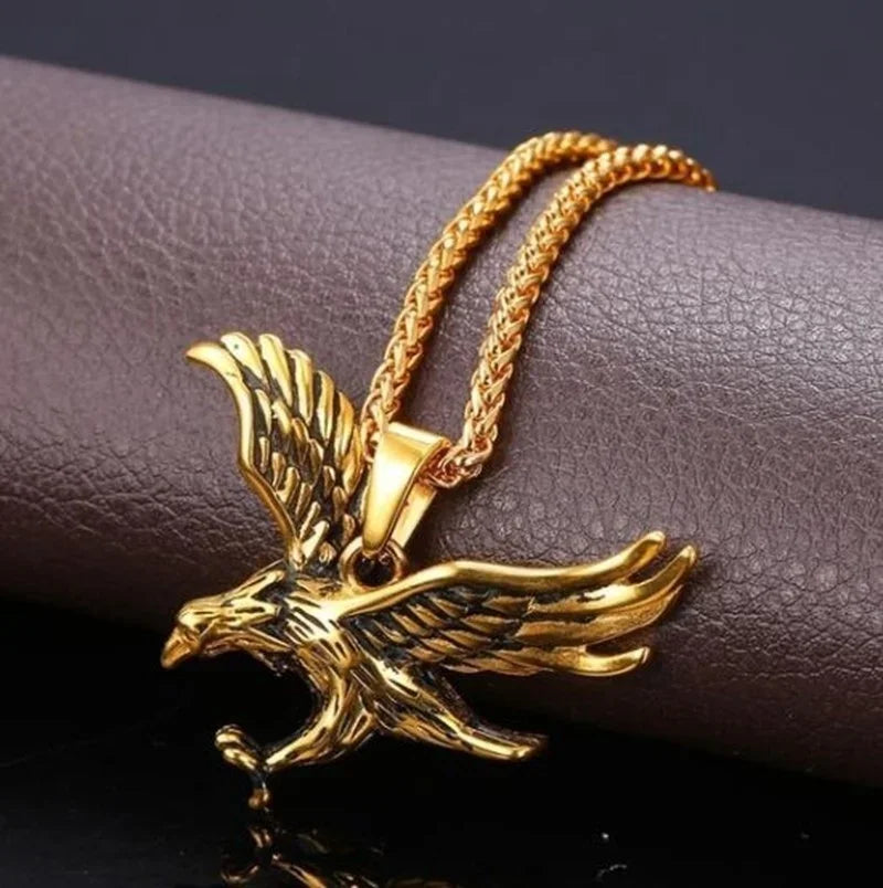 Retro Punk Style Ancient Egypt Isis Wings Horus Eagle Pendant Men's and Women's Fashion Necklace