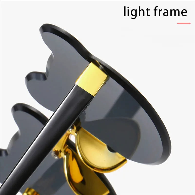 Fashionable New Outdoor Travel Skiing Sunglasses Cartoon Bear Sunglassess for Boy Girl Children Rimless Casual Sunglasses UV400