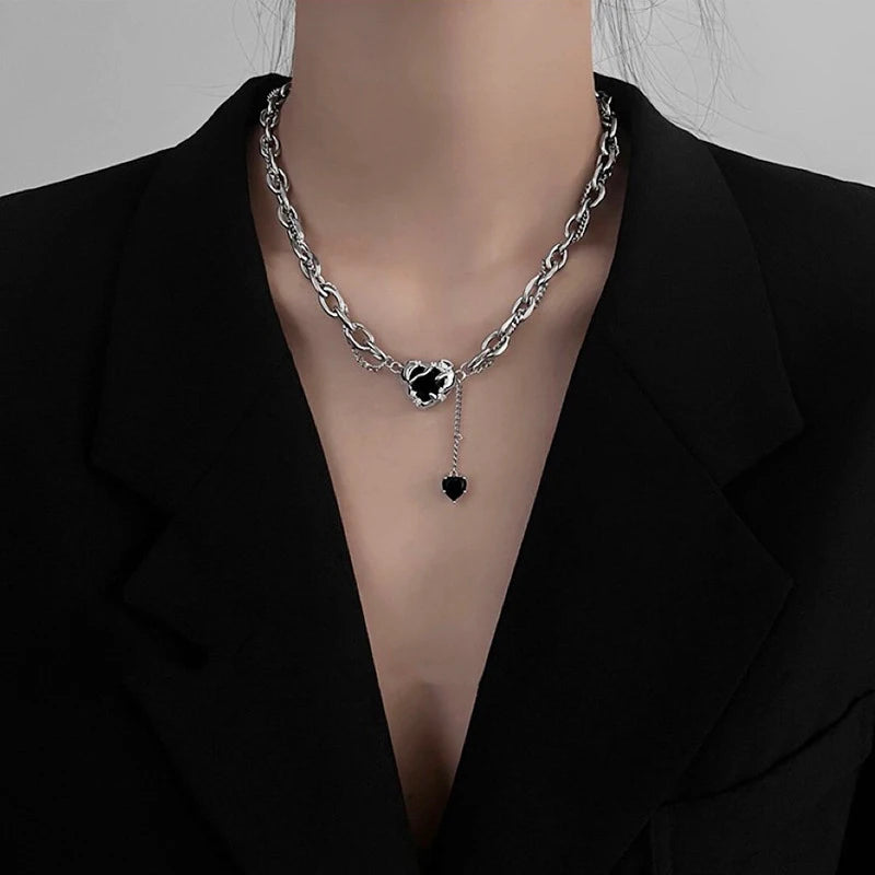 Hip Hop Black Crystal Love Heart Charms Pendant Necklace for Women Punk Rock Long Chain Tassels Choker Necklace Trend Jewelry