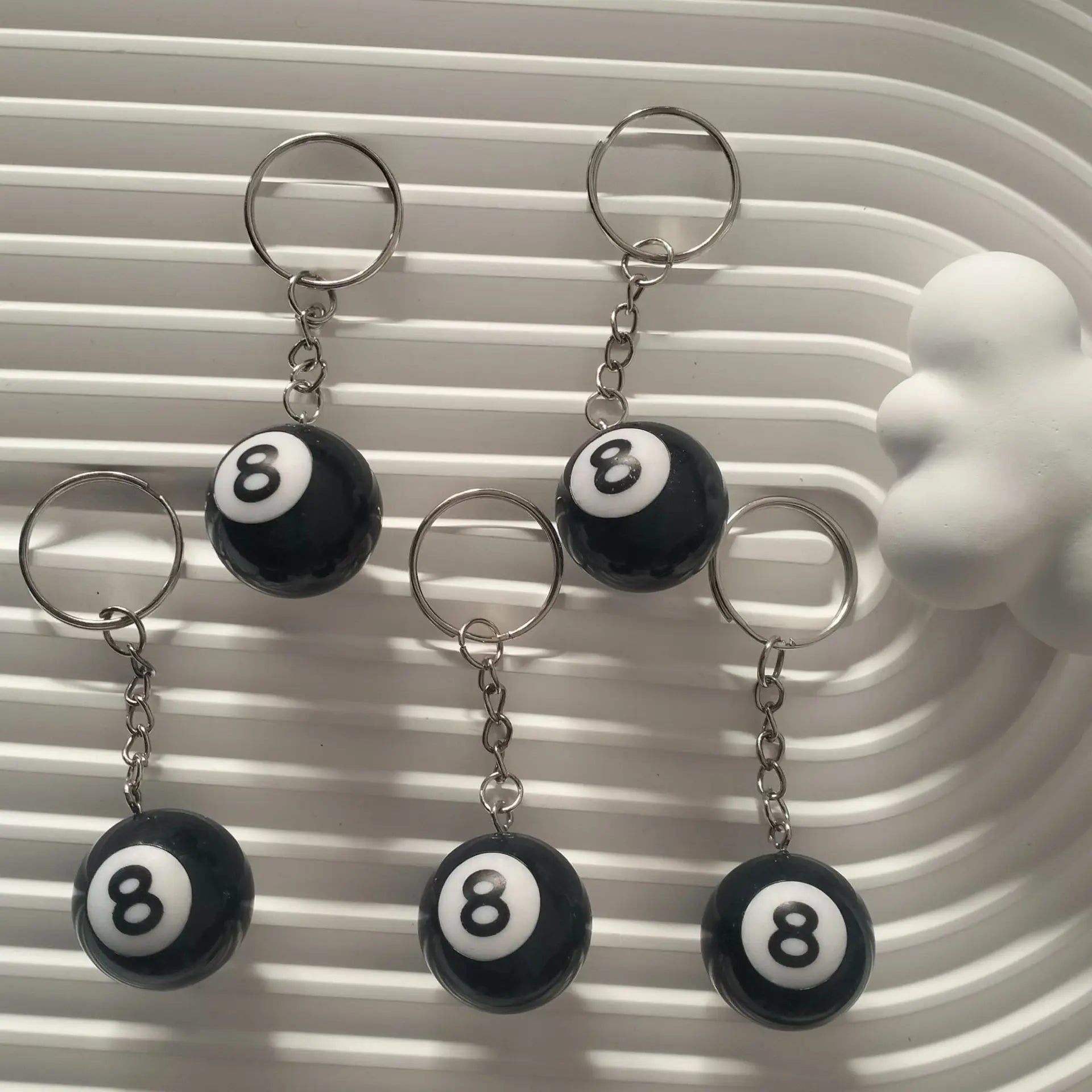 Black No 8 Billiard Keychain Mini Ball Pendant Key Ring Resin Keyring Bar Table Car Decoration Jewelry Game Souvenir Gifts