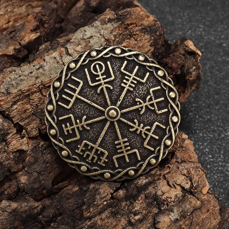 Vintage Norse Mythology Iceland Norse Shield Brooch Medieval Clothing Fastener Clothes Scarf Cloak Jewelry for Men Women