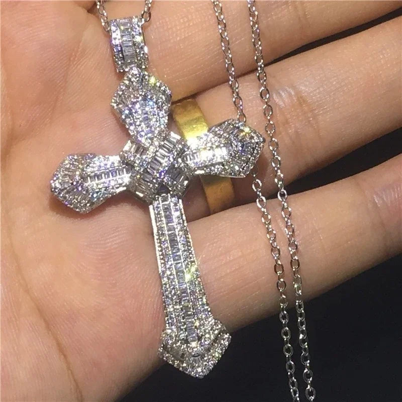 Shiny Ice Crystal Zircon Christian Cross Pendant Men and Women Hip Hop Trend Jewelry Catholic Amulet Necklace
