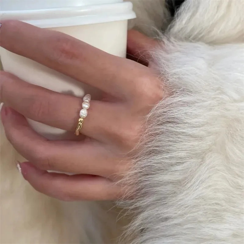 Korean Retro Elastic Rope Imitation Pearl Beaded Ring for Women Fashion Party Metal Chain Splicing Finger Ring Jewelry Women