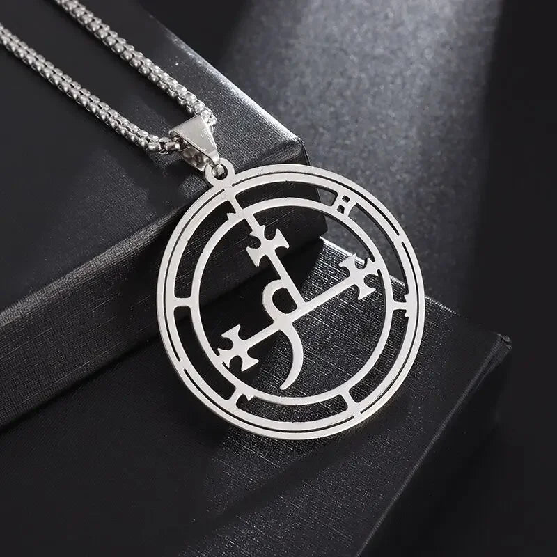 Exquisite Christ The Savior Jesus Necklace Men Women Religious Prayer Lucky Amulet Jewelry
