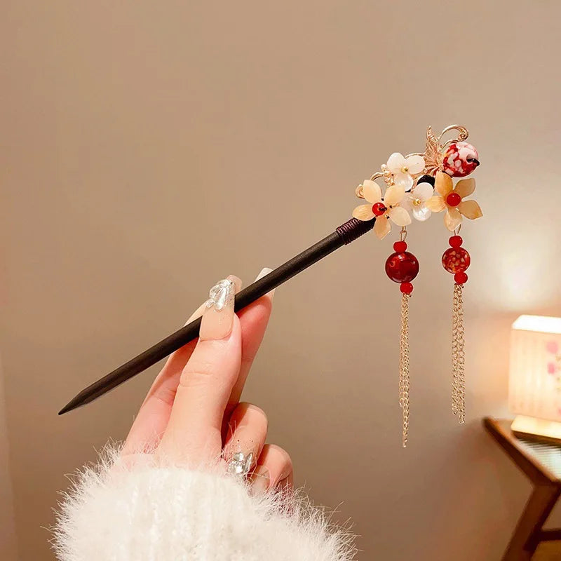 Classic Chinese Hair Stick Pins for Women Butterfly Flower Star Fresh Handmade Hairpins Charm Jewelry Accessories Hair Ornaments