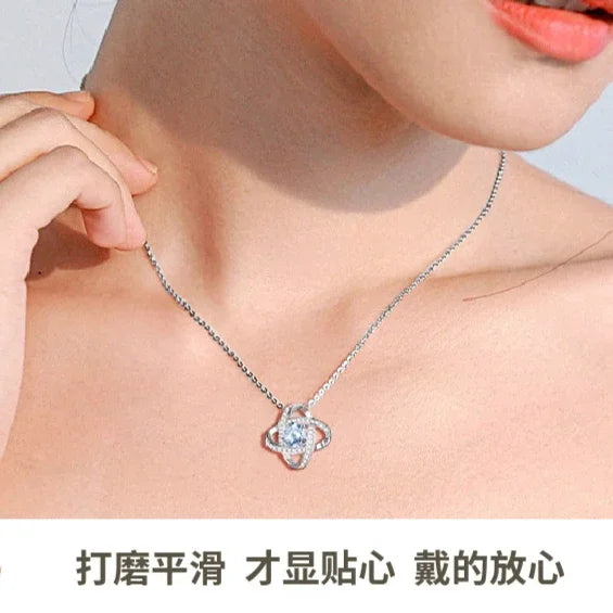 Necklace Ladies Cold Wind Four Leaf Clover with Diamonds Brass Pendant Jewelry