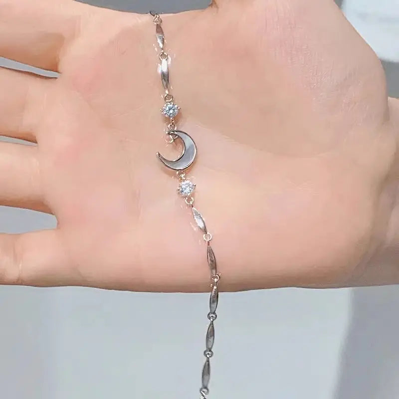 Fashionable and Dreamy Moon Bracelet for Women, Exquisite and Simple Fairy Temperament Bracelet Gift