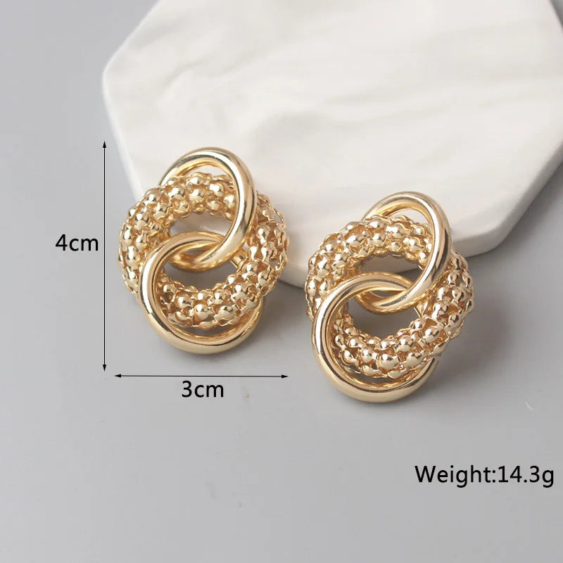 New Fashion Twist Dangle Earrings for Women Exaggerated Gold Color Metal Wrap Earrings European Ear Jewelry oorbellen