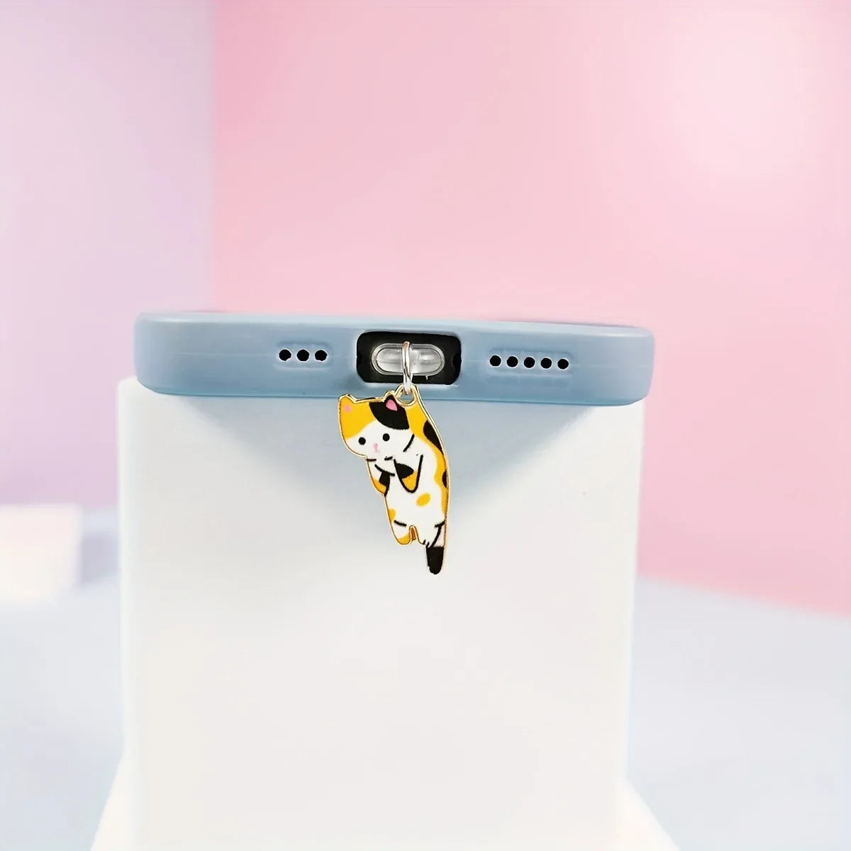 1pcs cat phone dust plug suitable for iPhone for Samsung Type-C interface dust plug phone suspension accessories cute cat