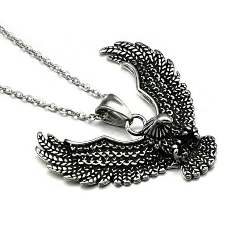 Retro Punk Style Ancient Egypt Isis Wings Horus Eagle Pendant Men's and Women's Fashion Necklace