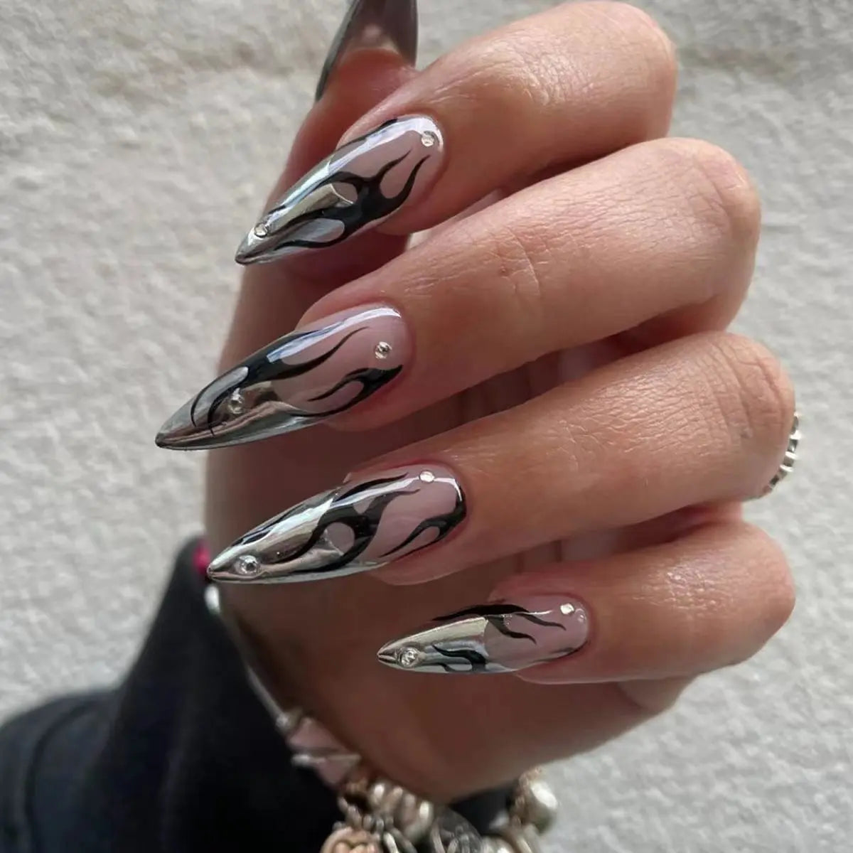 24pc Sweet Cool Hot Girl False Nail with glue Wearable black y2k pink diamond fake nails with designs press on nails Art Almond