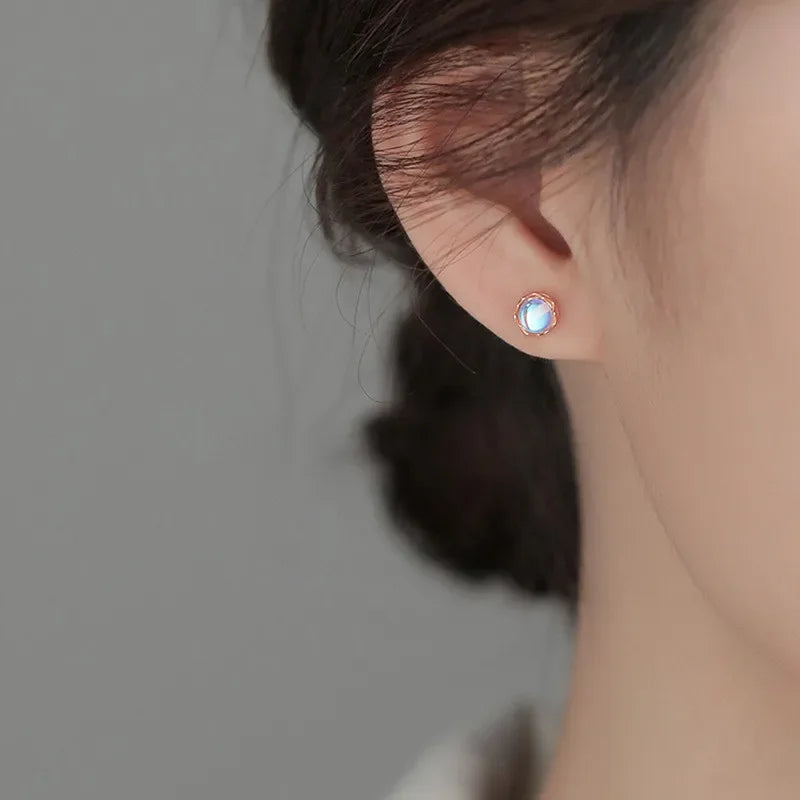 Mini Moonstone Small Round Stud Earrings for Women Simple Design Luxury Aurora Personality Exquisite Girls Charm Jewelry Gift