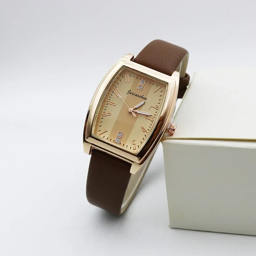 Vintage Charming Quartz Watch for Women Belt Wrist Watches Fashion Accessories Girl Party Gifts Reloj