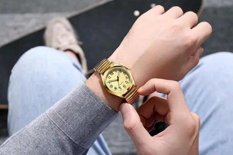 Simple Classic Couple Watch Elastic Spring Strap Large Digital Waterproof Luminous Quartz Wrist Watch Men and Women Gift Clock