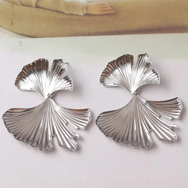 New Ginkgo Biloba Dangle Earrings for Women Gold Color Top Metal Statement Drop Earrings boucle d'oreille Unusual Earrings