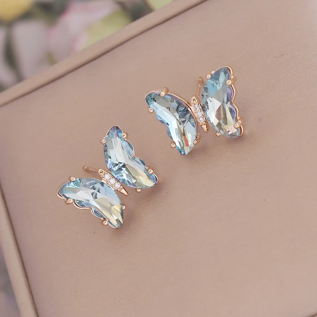 Korean Fashion Y2k Gradient Big Butterfly Earrings For Women 2023 Trending 7 Colors Butterfly Ear Studs Accessories Jewelry Gift