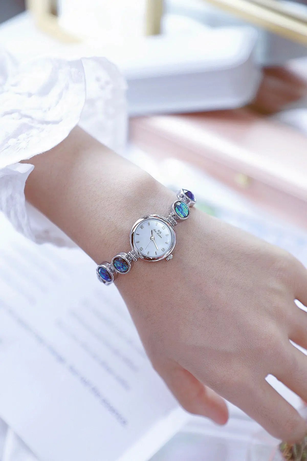 Fashion Ladies Quartz Wristwatches Luxury Peacock Stone Strap Watch for Women Girl Gift Clock Dropshipping Relojes Para Mujer