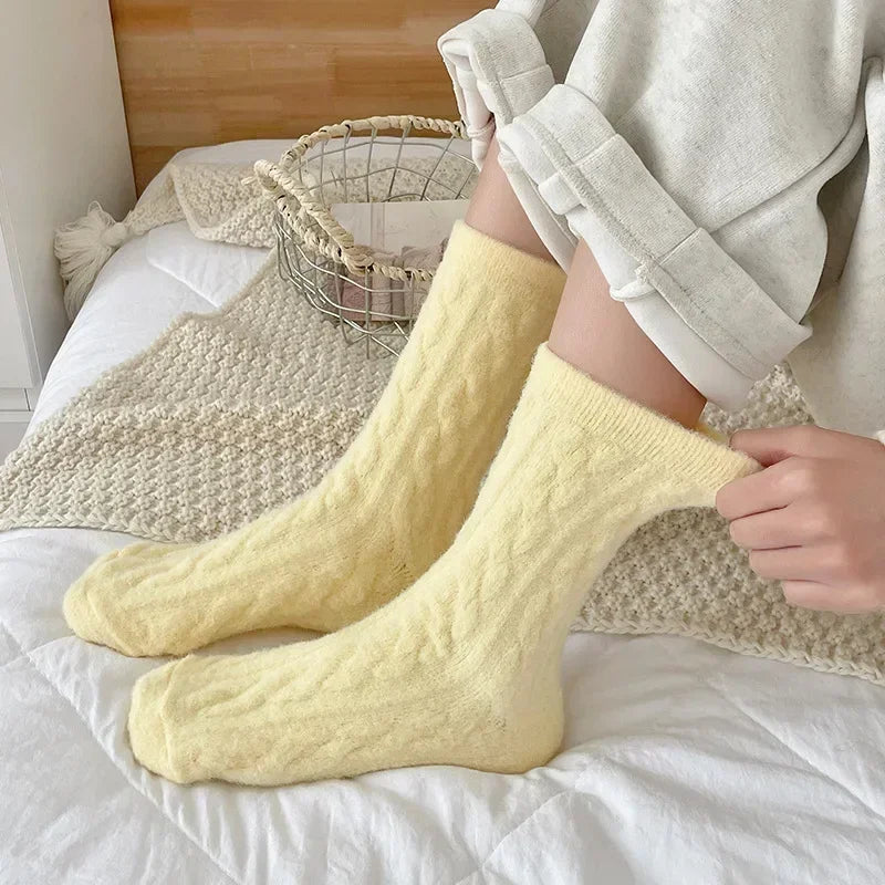 Winter Warm Coral Fleece Socks Women Solid Loose Sleeping Sock Velvet Home Fluffy Stocking Thicken Thermal Sox Calcetines