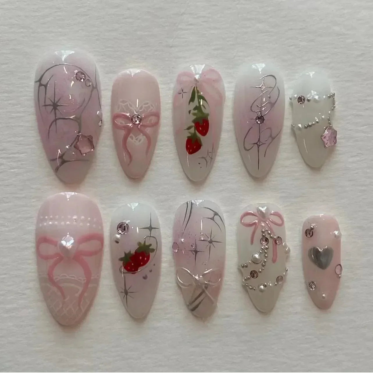 24Pcs Sweet Almond Nails Set Press On Nails Cute Mini Flower False Nail Floral Bow Diamond Full Cover Artificial Nails Art Tips