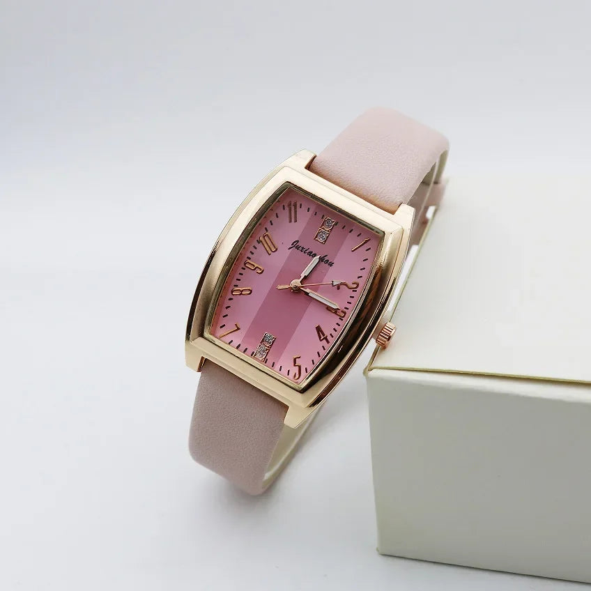 Vintage Charming Quartz Watch for Women Belt Wrist Watches Fashion Accessories Girl Party Gifts Reloj