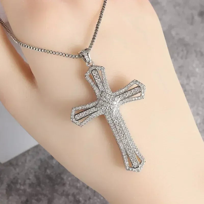 Christian Iced Out Bling Jesus Head Portrait Necklace Pendant Male and Female Cross Catholic Amulet Jewelry