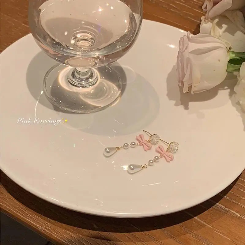 Fashion French Lovely Elegant Earring Vintage Mini Luxury Bow Heart Ear Stud Korean Style Pearl Earrings Women Drop Earrings
