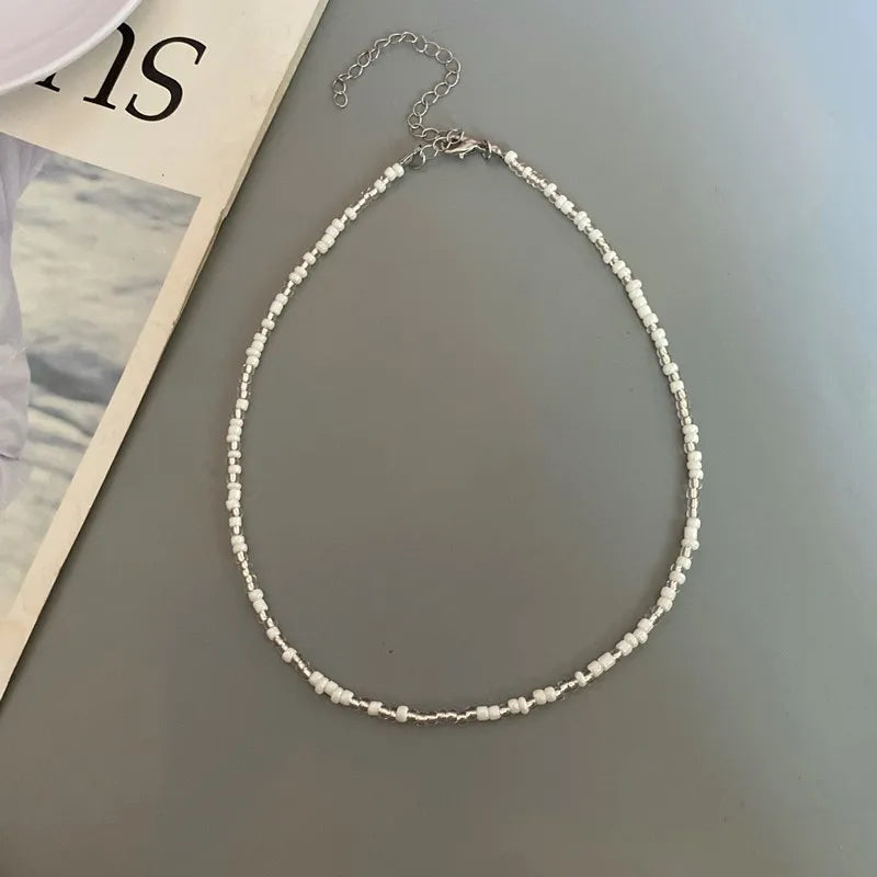 Fashion Choker Necklace for Girl Women White Color Nature Shell Love Heart Fashion Short Necklace Gift for Friend Spring Summer