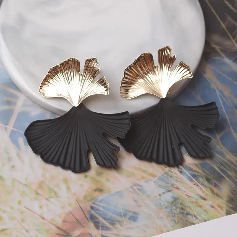 New Ginkgo Biloba Dangle Earrings for Women Gold Color Top Metal Statement Drop Earrings boucle d'oreille Unusual Earrings