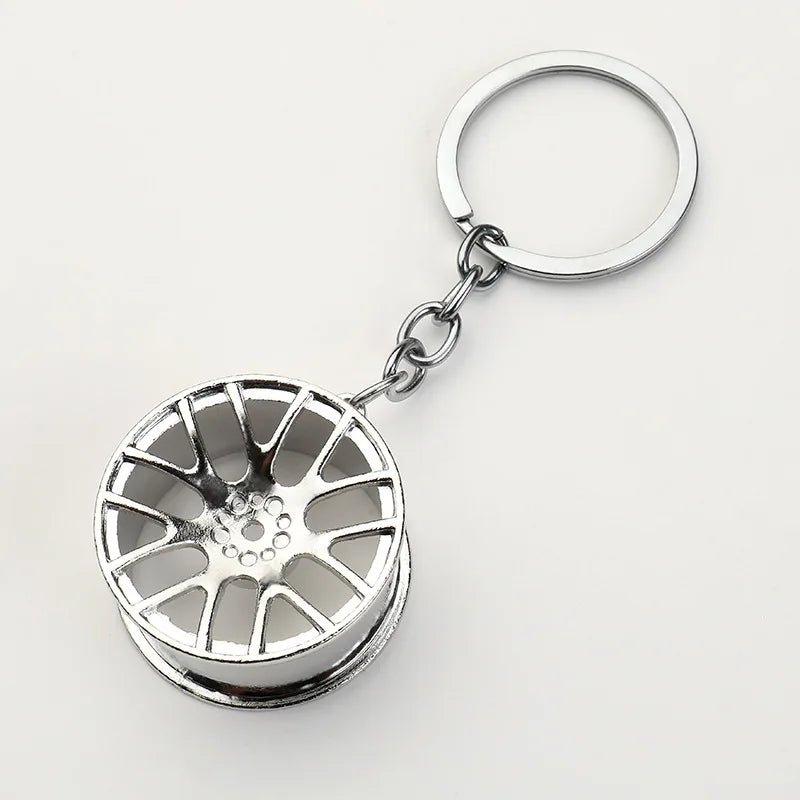 Car Wheel Hub Key Chain Car Tire Keychain Fingertip Gadget Alloy Keyring Pendant Toy Gift