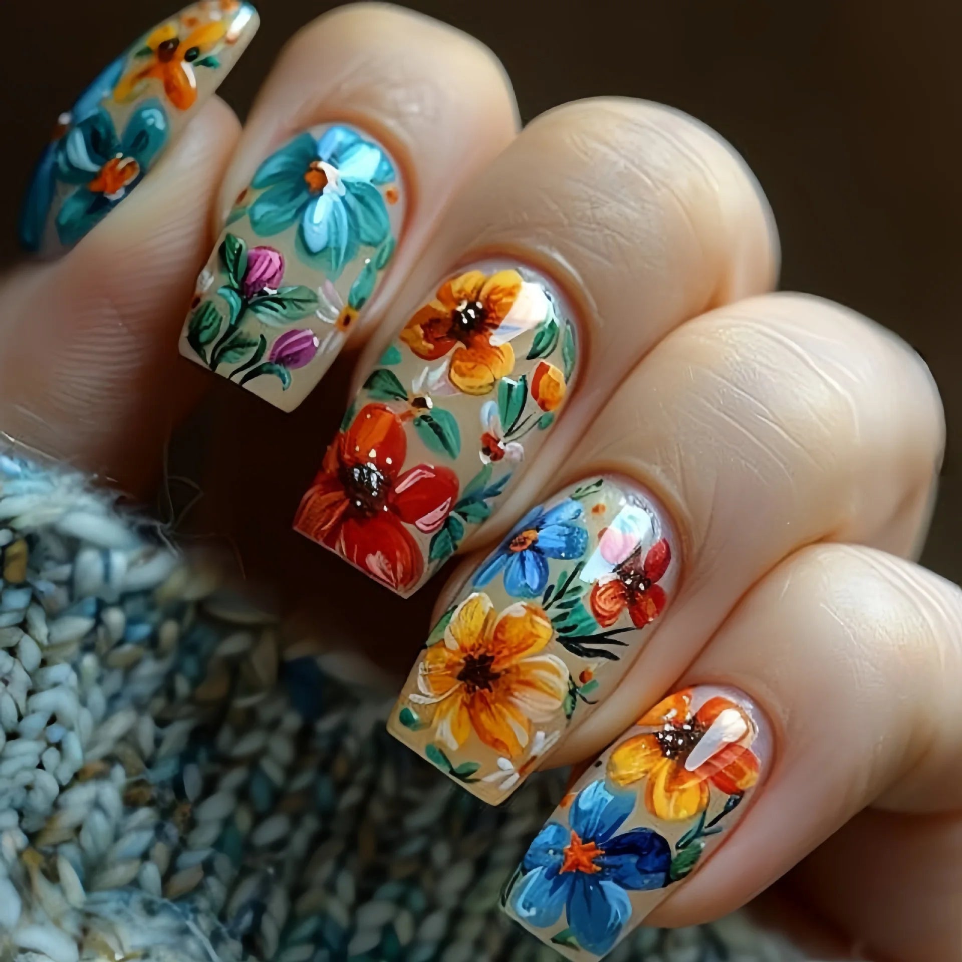 24pcs Mini Flower Press on Nails with Glue Painting Floral Acrylic Fake Nails Spring Design Short Square False Nails for Girls