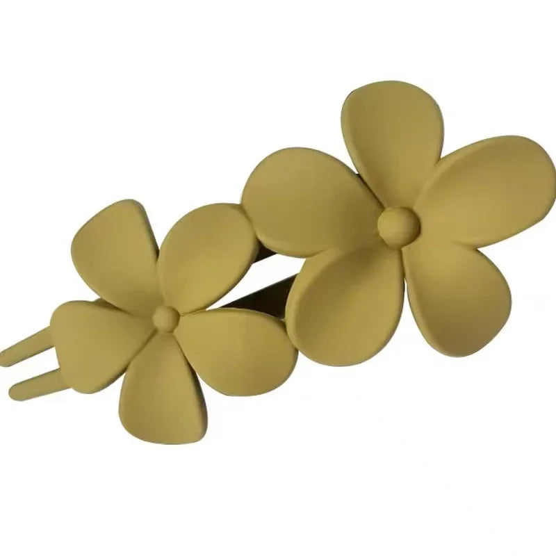 Summer New Hair Clips Accessories Elegant Frosted Butterfly Flower Barrettes Women Simplicity Hairpins Simple Duckbill Headwear