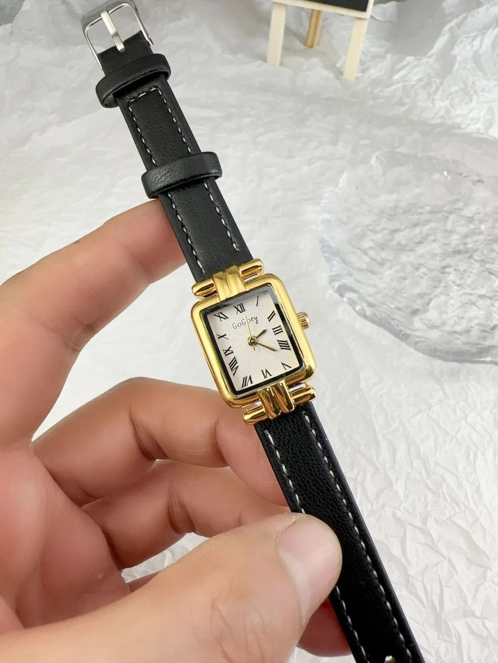 Fashion Ladies Watch Simple Vintage Roman Dial Quartz Watch Leather Strap Women Wristwatches Dropshipping Relojes Para Mujer