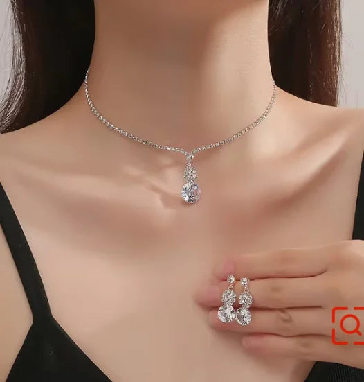 Luxury Crystal Bride Jewelry Set Rhinestone Wedding Dress Banquet Zircon Chain Necklace Dangle Earring Sets Ladies Accessories