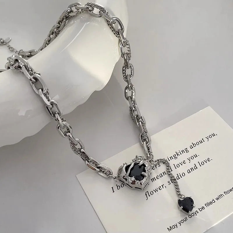 Hip Hop Black Crystal Love Heart Charms Pendant Necklace for Women Punk Rock Long Chain Tassels Choker Necklace Trend Jewelry