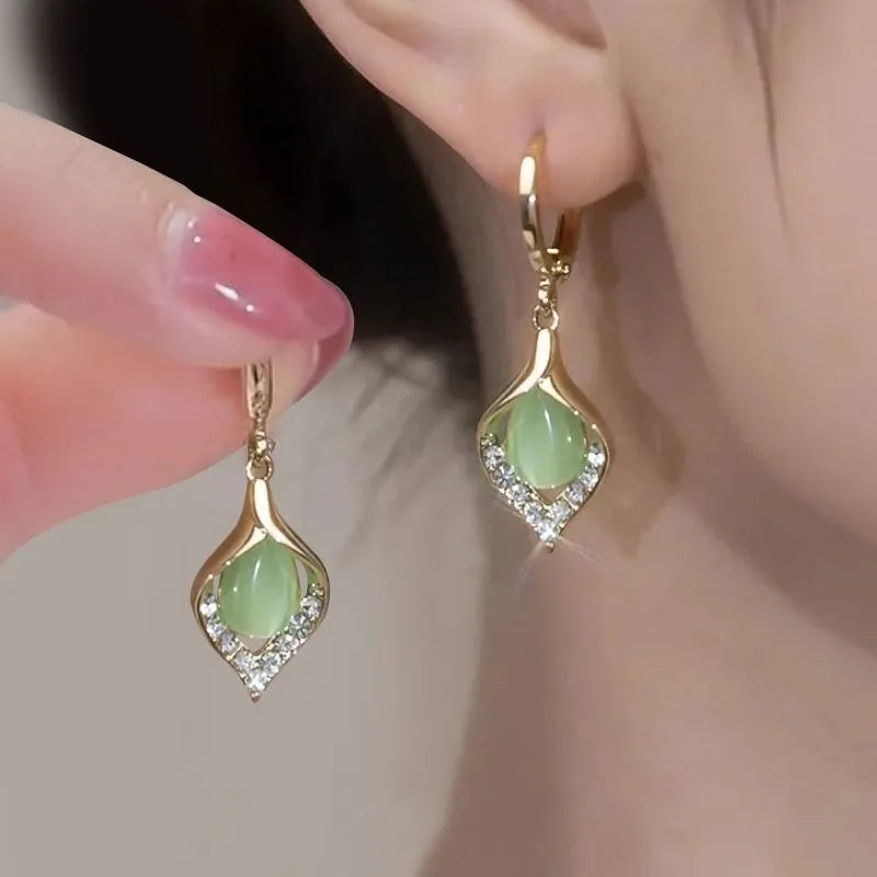 Trend Korean New Zircon Earrings for Women Fashion White Green Moonlight Cat Eye Stone Earrings Party Jewelry Gifts Aretes